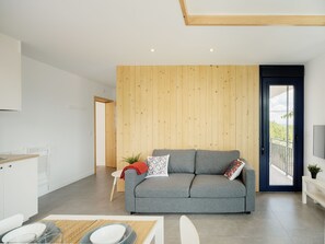 Apartamento Cerdeira | Living room | Flat-screen TV - Apartamentos Ribeira Sacra (Parada de Sil)