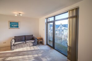 Leilighet | Oppholdsområde | TV