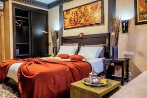 6 bedrooms, WiFi, bed sheets - 6 BEDROOM VILLA WITH PRIVATE POOL MARRAKECH (Marrakech)