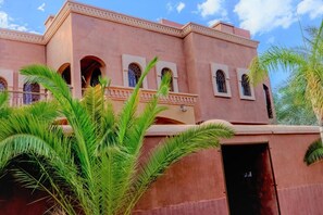 Exterior - 6 BEDROOM VILLA WITH PRIVATE POOL MARRAKECH (Marrakech)