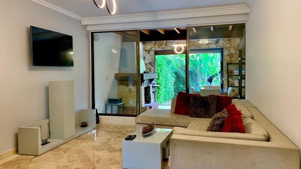 Unclassified image, 1 of 26, button - La Mansion Lleras (Medellín)