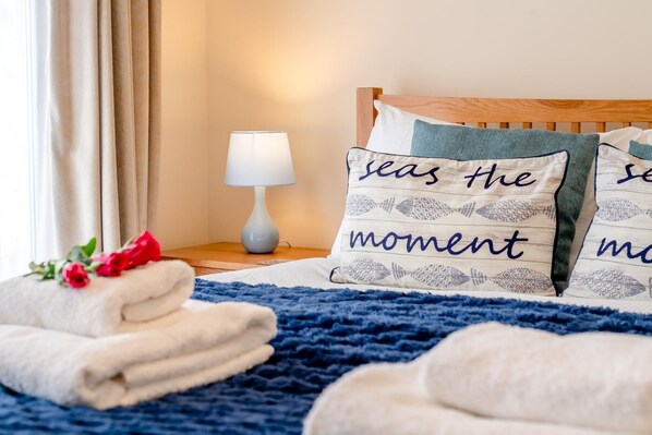 2 bedrooms, iron/ironing board, free WiFi, bed sheets - 2 Bed in Mortehoe (oc-schon) (Mortehoe)