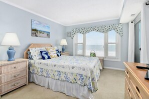 3 bedrooms, iron/ironing board
