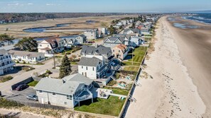 Exterior - Unique Beach and Ocean Panoramic Views, this home has it all ! (Wells)