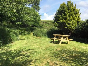 Outdoor dining - 2 Bed in Parracombe (oc-cottag) (Trentishoe)