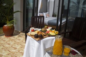 Daily continental breakfast for a fee