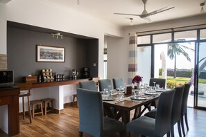 Interior - Kena Beach Villas (Marumbi)