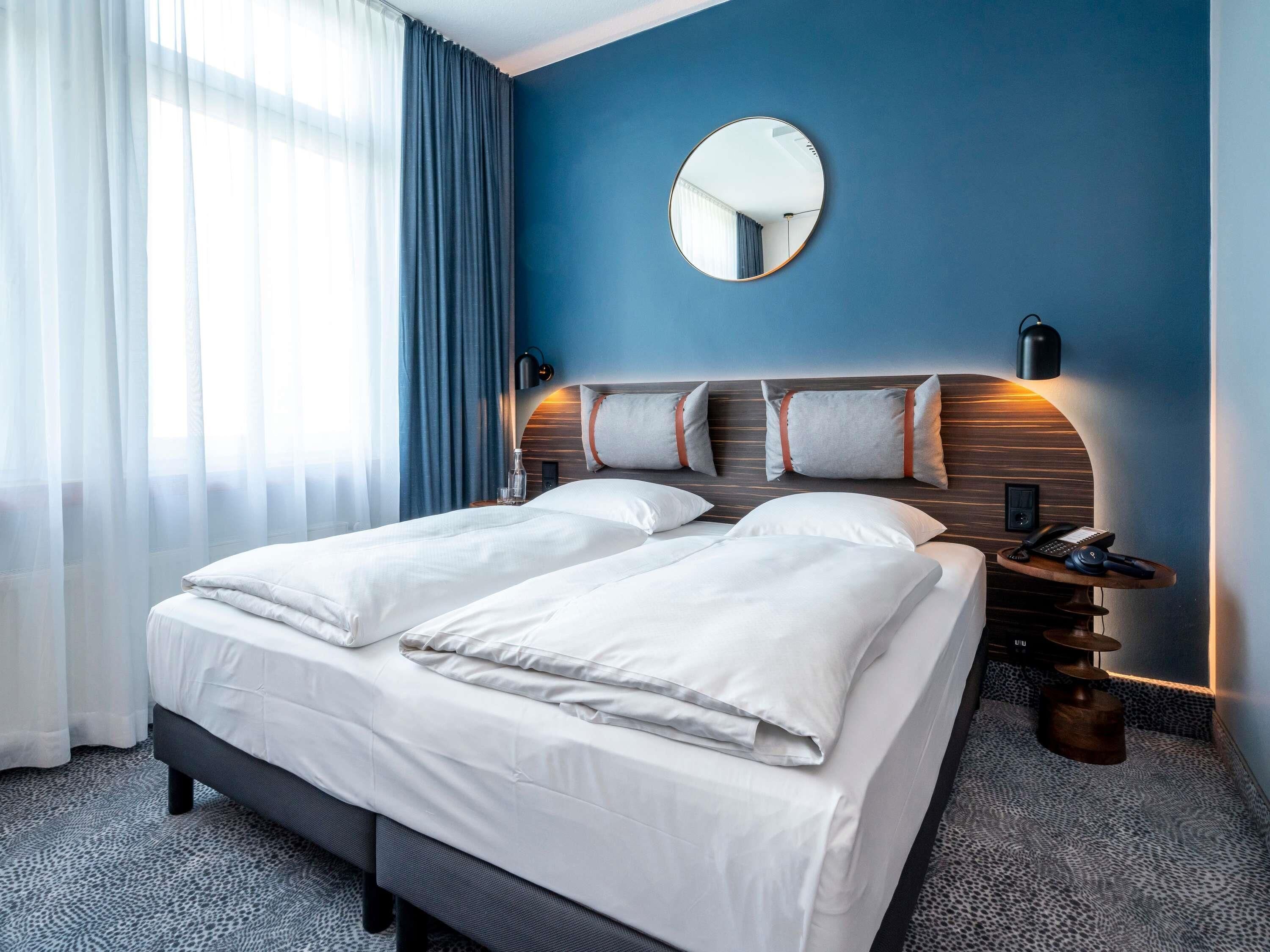 Standard Double Room, 1 Double Bed | Desk, soundproofing, WiFi (free), bed sheets