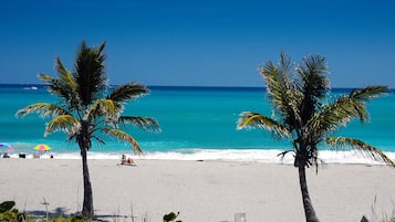 Beach nearby, beach towels