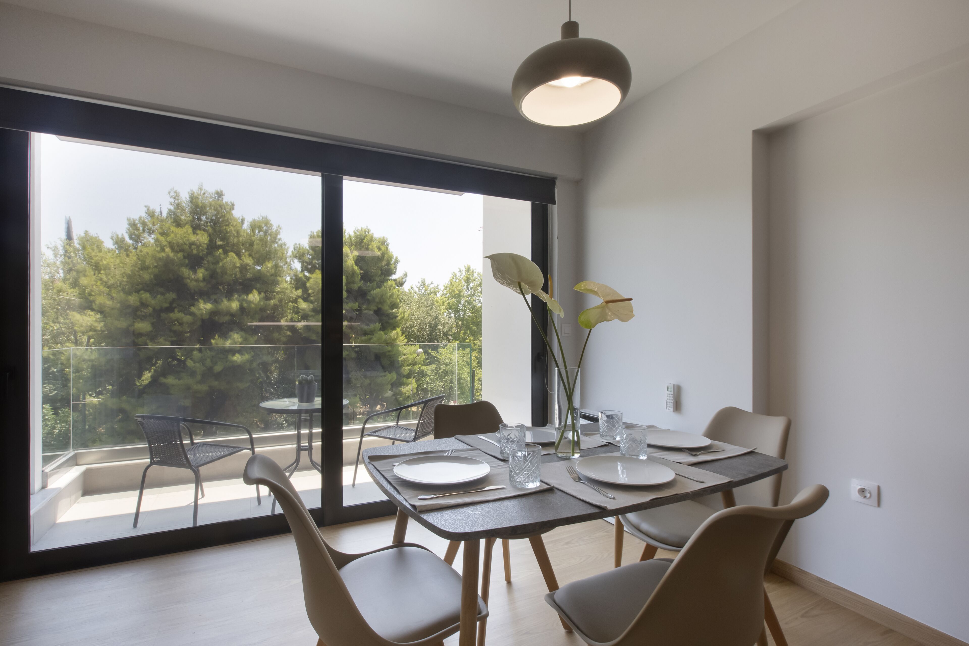 city view executive suites | in-room dining