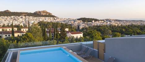 Piscine extérieure (ouverte en saison)