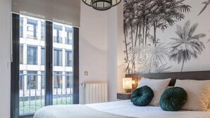 Unclassified image, 5 of 32, button - Alterhome Apartamento Plaza de Cibeles II (Madrid)