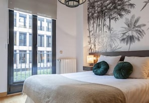 Appartement, 1 chambre, balcon | 1 chambre, lit de bébé (supplément), literie fournie