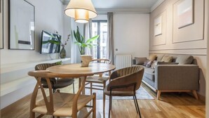 Unclassified image, 3 of 32, button - Alterhome Apartamento Plaza de Cibeles II (Madrid)