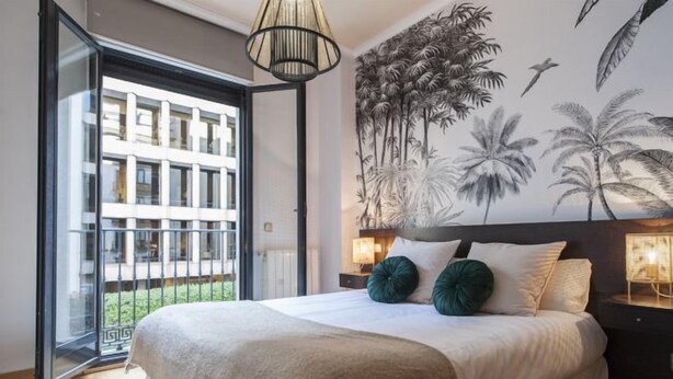 Unclassified image, 1 of 32, button - Alterhome Apartamento Plaza de Cibeles II (Madrid)