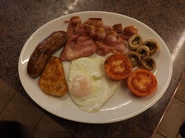 Desayuno a la carta incluido todos los días