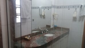 Shower, towels, soap, shampoo