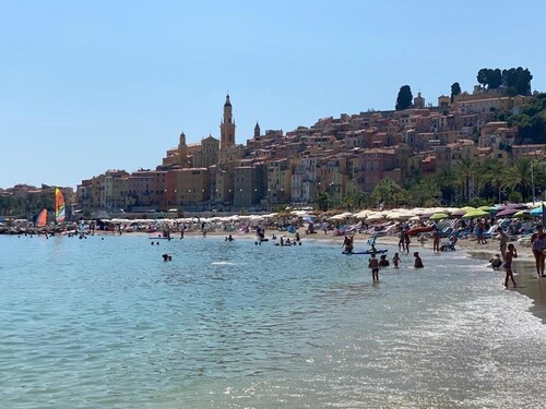 Exceptional panoramic view with beach and town on foot