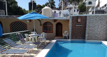 Hotel y Bungalows Olivares