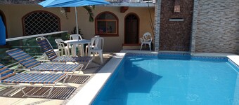 Hotel y Bungalows Olivares