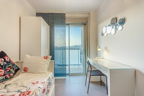 2 dormitorios, tabla de planchar con plancha, wifi y ropa de cama