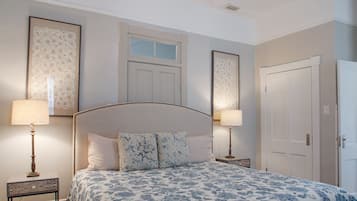 Hus | 6 soverom, safe på rommet, individuelt dekorert og individuelt innredet