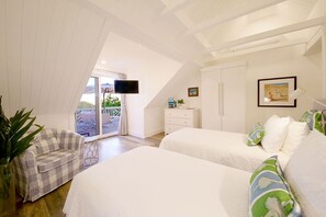 2 bedrooms, iron/ironing board, travel cot, WiFi