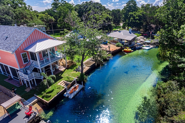 Directly on the main river. Just down from Rogers Park!