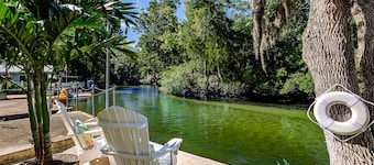 DIRECTE WEEKI WACHEE RIVERFRONT !! KEY WEST PARADISE!