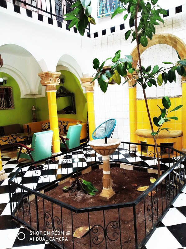 Check-in/check-out kiosk - DAR ALOUANE (Essaouira)