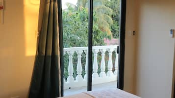 1 chambre, fer et planche Ă  repasser, Wi-Fi gratuit, draps fournis