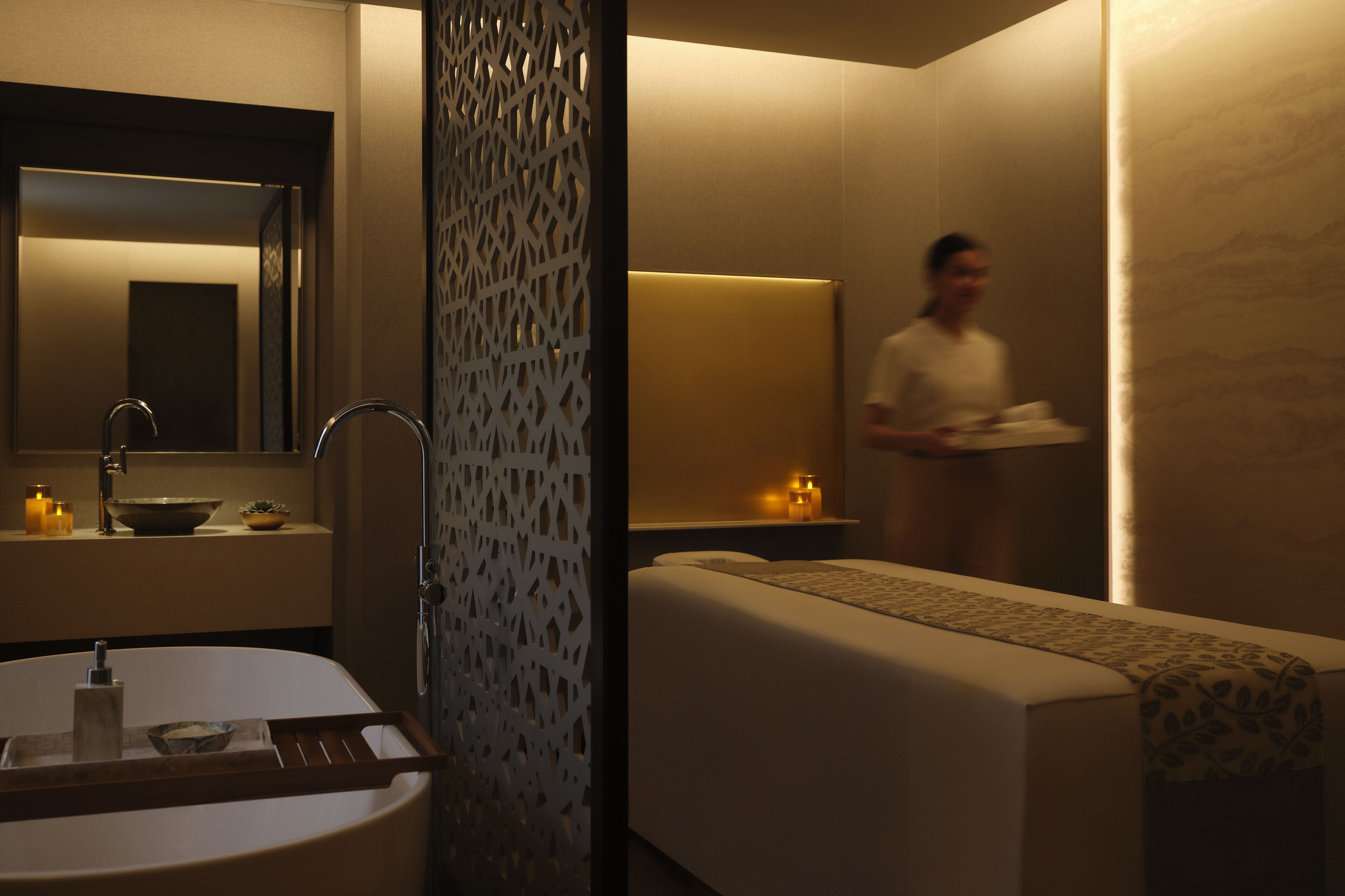 couples treatment room(s), body treatments, hot stone massages