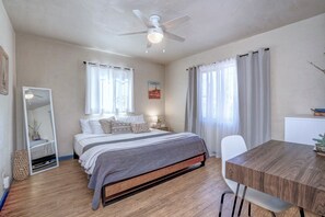 2 camere, una scrivania, ferro/asse da stiro, Wi-Fi gratuito