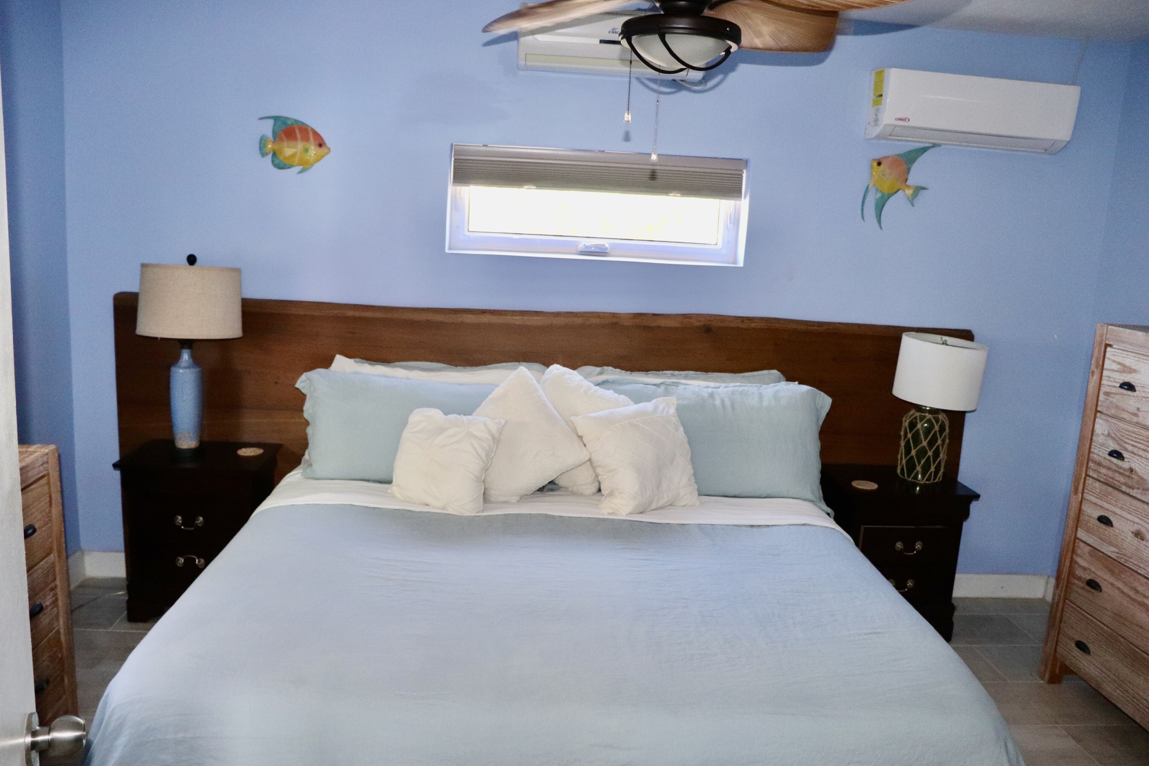 4 bedrooms, in-room safe, iron/ironing board, travel crib