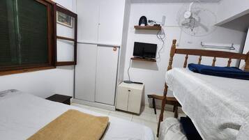 3 habitaciones, escritorio, cuna de viaje y wifi gratis