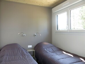 2 Schlafzimmer, Reisekinderbett, kostenloses WLAN