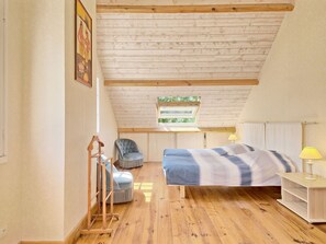 2 bedrooms, free WiFi