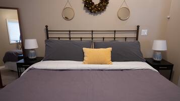 2 bedrooms, iron/ironing board, travel cot, free WiFi