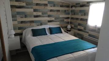 3 bedrooms, iron/ironing board, free WiFi