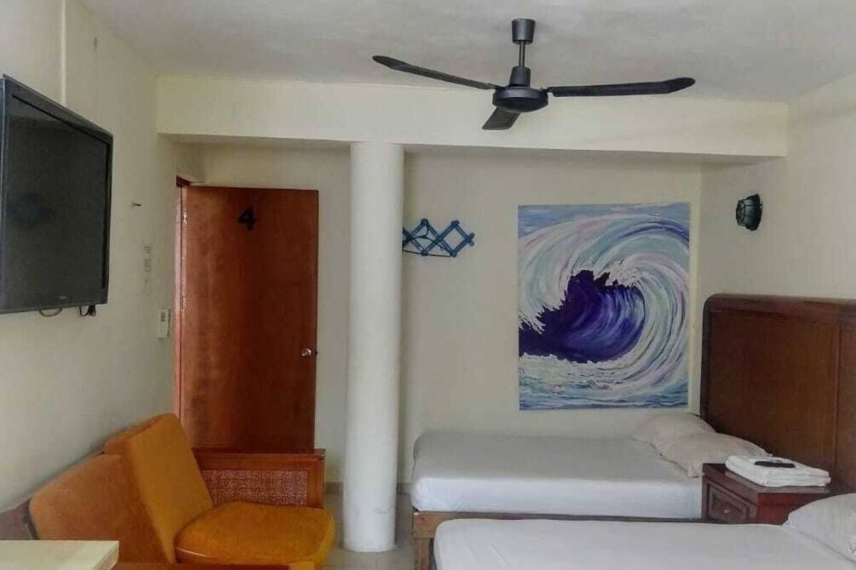 Standard Room | Free WiFi, bed sheets