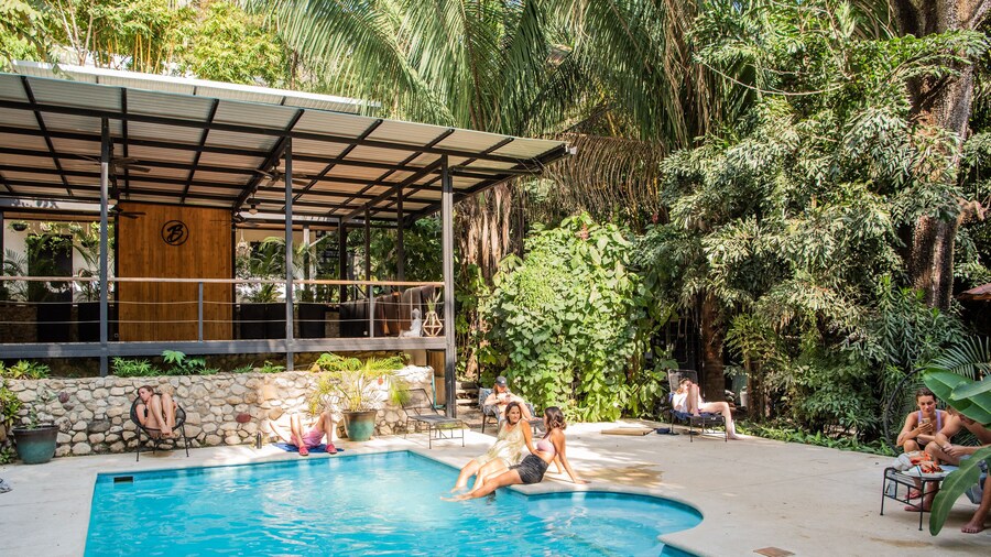 Believe Surf & Yoga Lodge Santa Teresa - Hostel