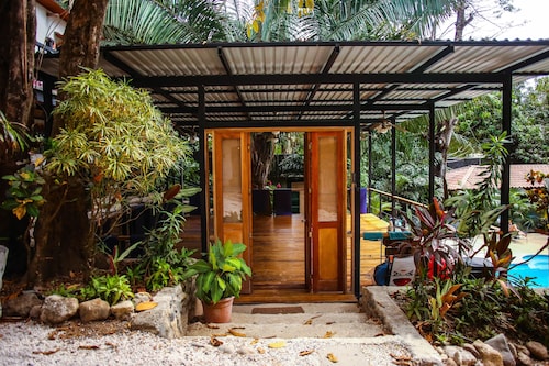 Believe Surf & Yoga Lodge Santa Teresa - Hostel