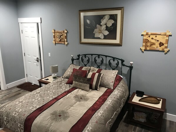 1 chambre, fer et planche à repasser, lit de bébé portatif, Wi-Fi