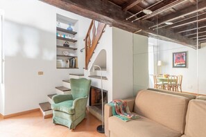 Living area - Joy Apartment 2 - Rome - Trastevere (Roma)
