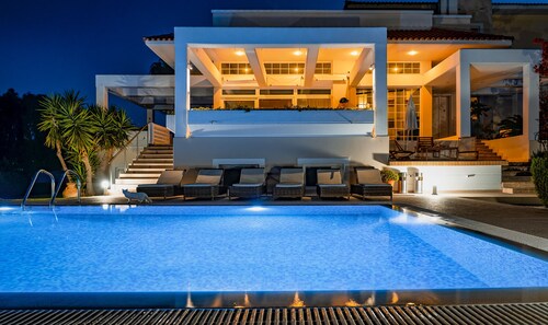 Rhodes, Luxueuse villa de 4 chambres, piscine privée, 10 personnes