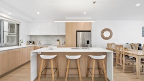 Fridge, microwave, oven, stovetop - Unit 406 'Drift' on Coolum Terrace (Coolum Beach)