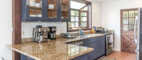 Fridge, microwave, dishwasher, coffee/tea maker