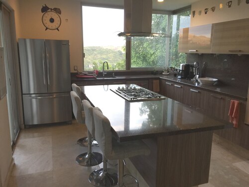 RÉSIDENCE MAGNIFIQUE SUR LA COMMUNAUTÉ GATED COURSE GOLF