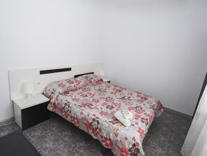 3 habitaciones, internet y ropa de cama 