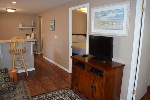 343 Hinds: 2  BR, 1  BA House in Pismo Beach, Sleeps 4
